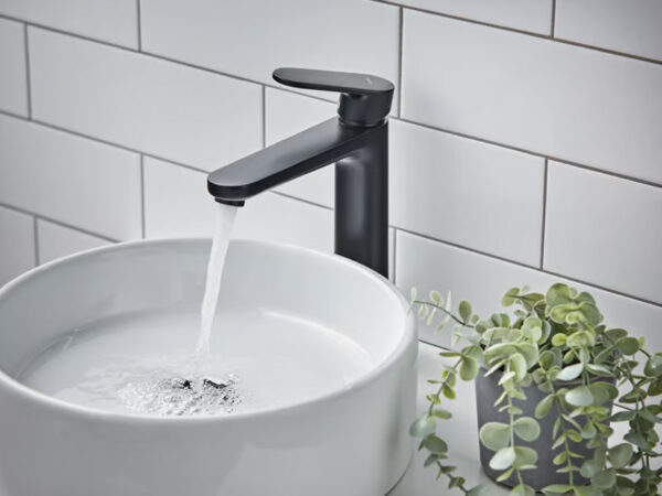 Hansgrohe Vernis Blend 190 valamusegisti matt must